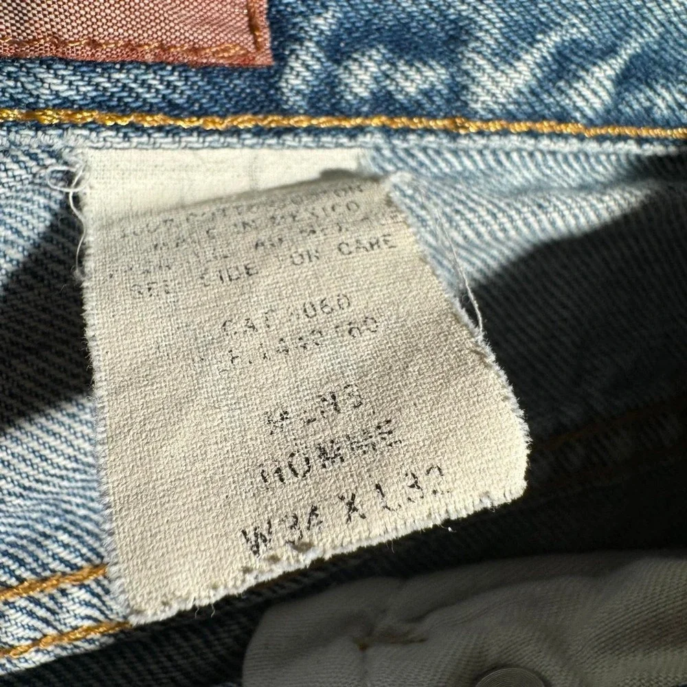 Vintage 90s Eddie Bauer Faded Blue Denim Jeans Loose Fit 34x32
